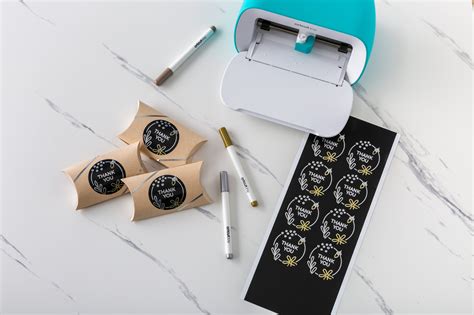 2010002 - Cricut Joy Removable Smart Vinyl Write Black; 4 sheets 5.5 in x 13 in (14 cm x 33 cm); Works without a cutting mat – just load & go!; Customize with Cricut Joy™ Pens & Markers; Durable yet easily removes from surfaces; Do not use with Transfer Tape; For Cricut Joy™ cutting machine